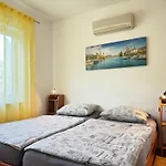 Bonavista Apartment